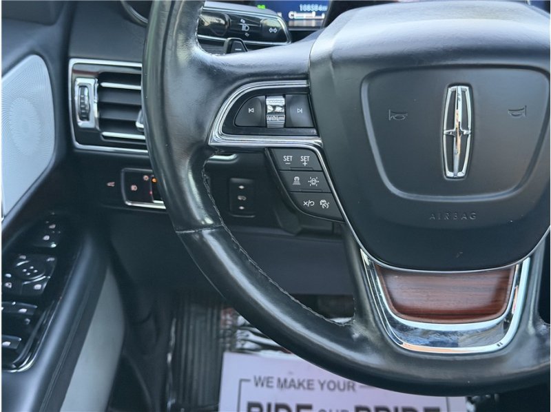 Used 2022 Lincoln Navigator L Reserve AWD/4WD image 41