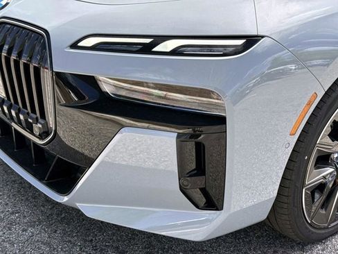 New 2025 BMW 760i xDrive AWD/4WD image 9