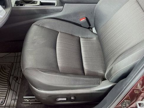 Used 2025 Nissan Altima 2.5 SV FWD image 19
