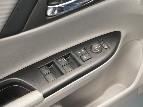 Used 2015 Honda Accord LX image 26