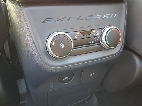 New 2026 Ford Explorer Active image 16