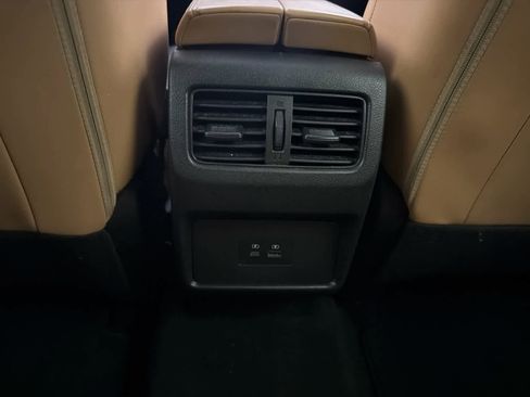 Used 2023 Nissan Rogue Platinum image 21