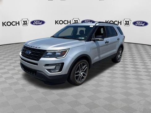 Used 2016 Ford Explorer Sport w/ Equipment Group 401A AWD/4WD image 3