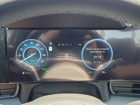 New 2026 Hyundai Elantra Limited FWD image 9