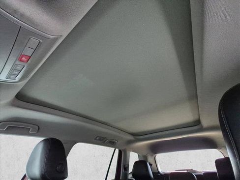 Used 2022 Toyota Corolla LE FWD image 30
