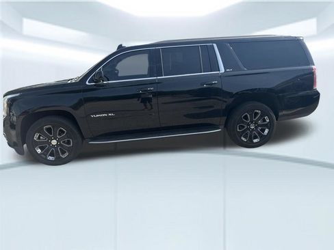 Used 2019 GMC Yukon XL SLT w/ Open Road Package RWD image 2