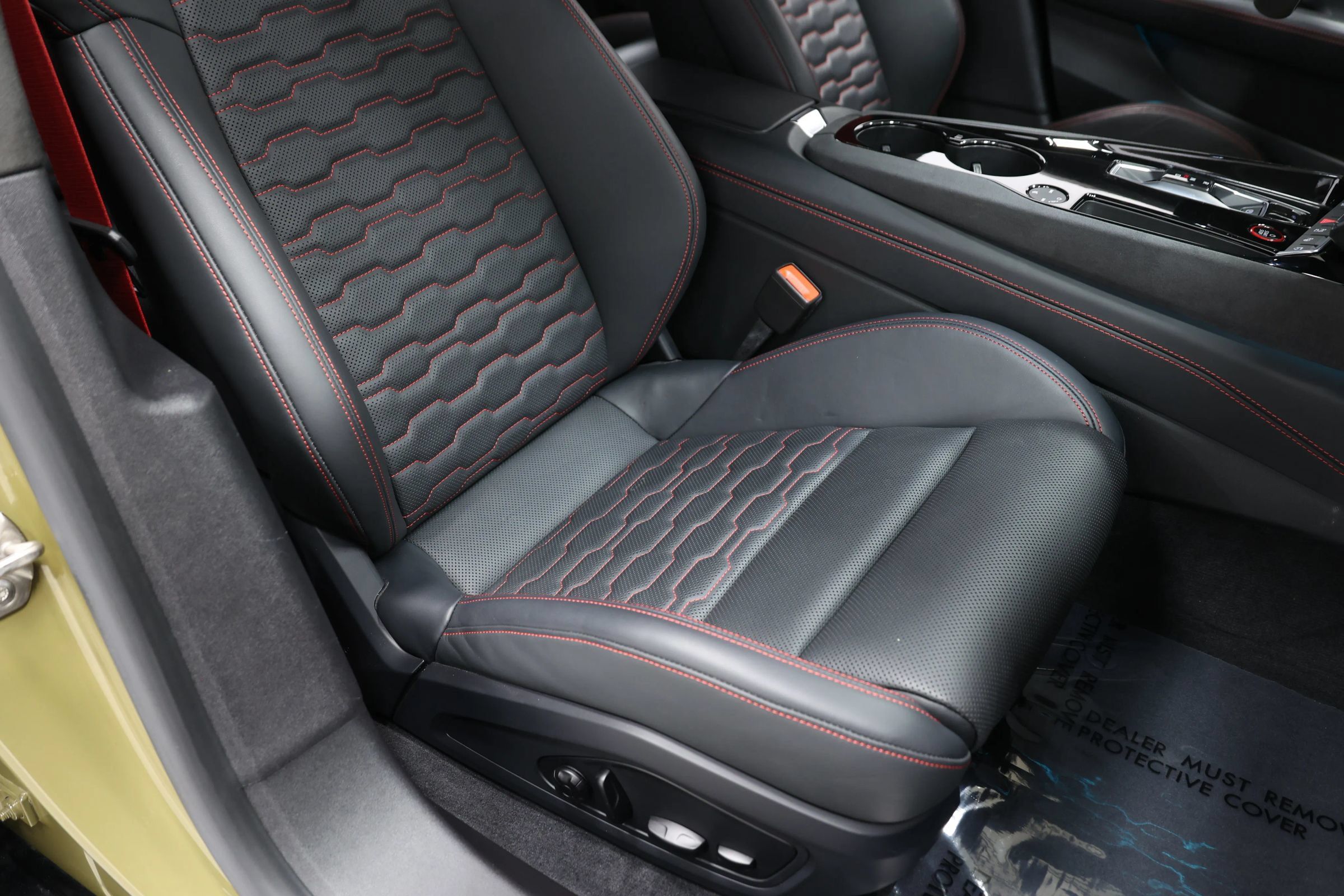 Used 2022 Audi RS e-tron GT w/ Year 1 Package AWD/4WD image 93