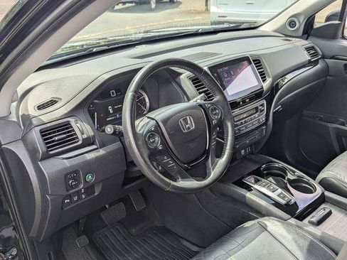 Used 2016 Honda Pilot Touring image 12