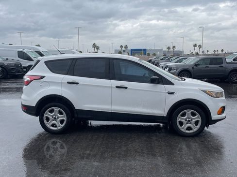 Used 2018 Ford Escape S image 4