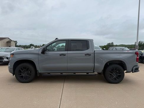 Used 2024 Chevrolet Silverado 1500 Custom w/ Turbomax Blackout Package AWD/4WD image 7