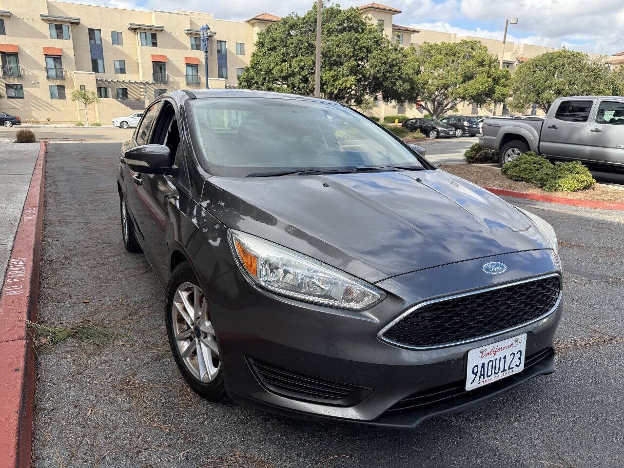 Used 2016 Ford Focus SE FWD image 6