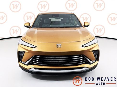 Used 2025 Buick Envista Preferred w/ Convenience I Package image 2