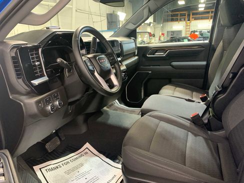 Used 2023 GMC Sierra 1500 Elevation image 8