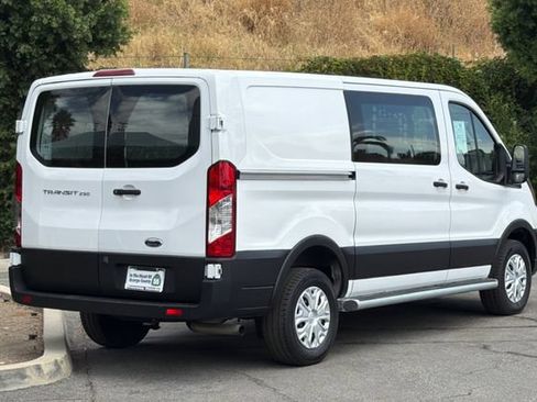 Used 2025 Ford Transit 250 Low Roof w/ Exterior Upgrade Package RWD image 4