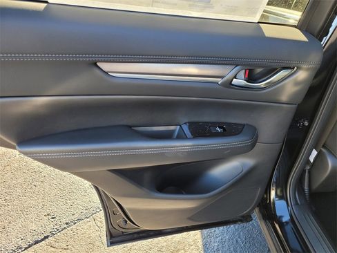 New 2025 MAZDA CX-5 AWD 2.5 S w/ Premium Plus Pkg image 13