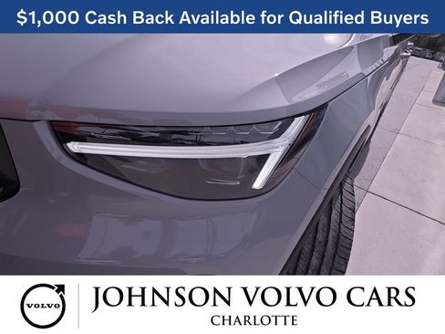 New 2026 Volvo XC40 B5 Plus w/ Protection Package Premier image 34