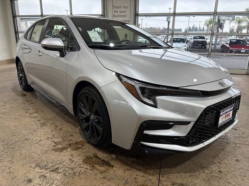 New 2026 Toyota Corolla SE image 4