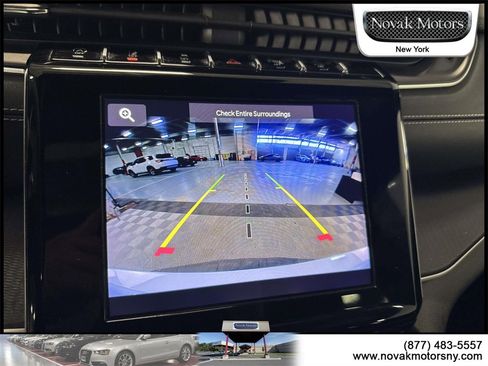 Used 2023 Jeep Grand Cherokee L Laredo image 22