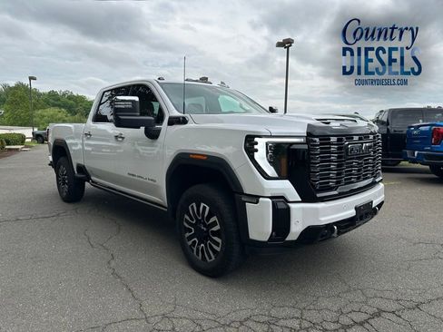 Used 2025 GMC Sierra 2500 Denali Ultimate AWD/4WD image 1
