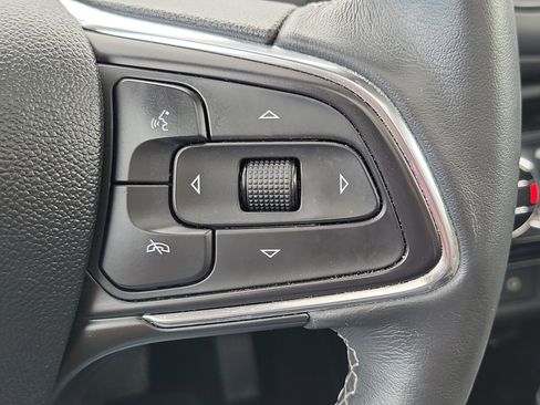 Used 2023 Buick Encore GX Essence w/ Advanced Technology Package FWD image 24