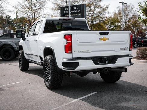 Used 2024 Chevrolet Silverado 2500 High Country w/ High Country Premium Package image 8
