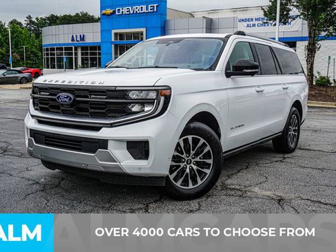 Used 2025 Ford Expedition Max Platinum AWD/4WD image 3