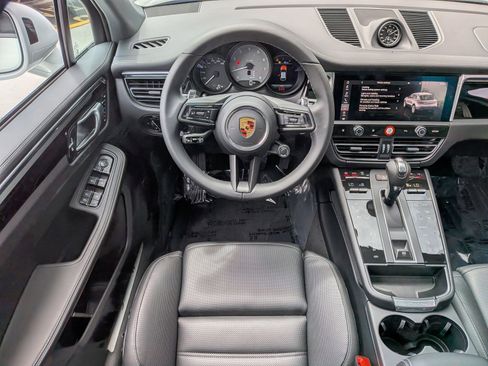 New 2026 Porsche Macan S AWD/4WD image 16