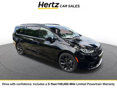 Used 2025 Chrysler Pacifica Limited