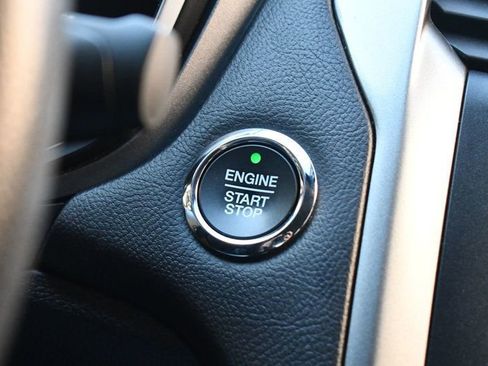 Used 2019 Ford Fusion SE image 23