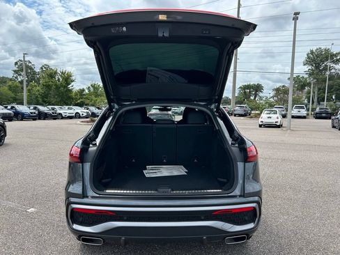 Used 2025 Audi Q5 Premium Plus w/ Premium Plus AWD/4WD image 59