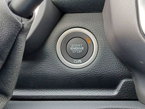New 2026 RAM 2500 Big Horn AWD/4WD image 19