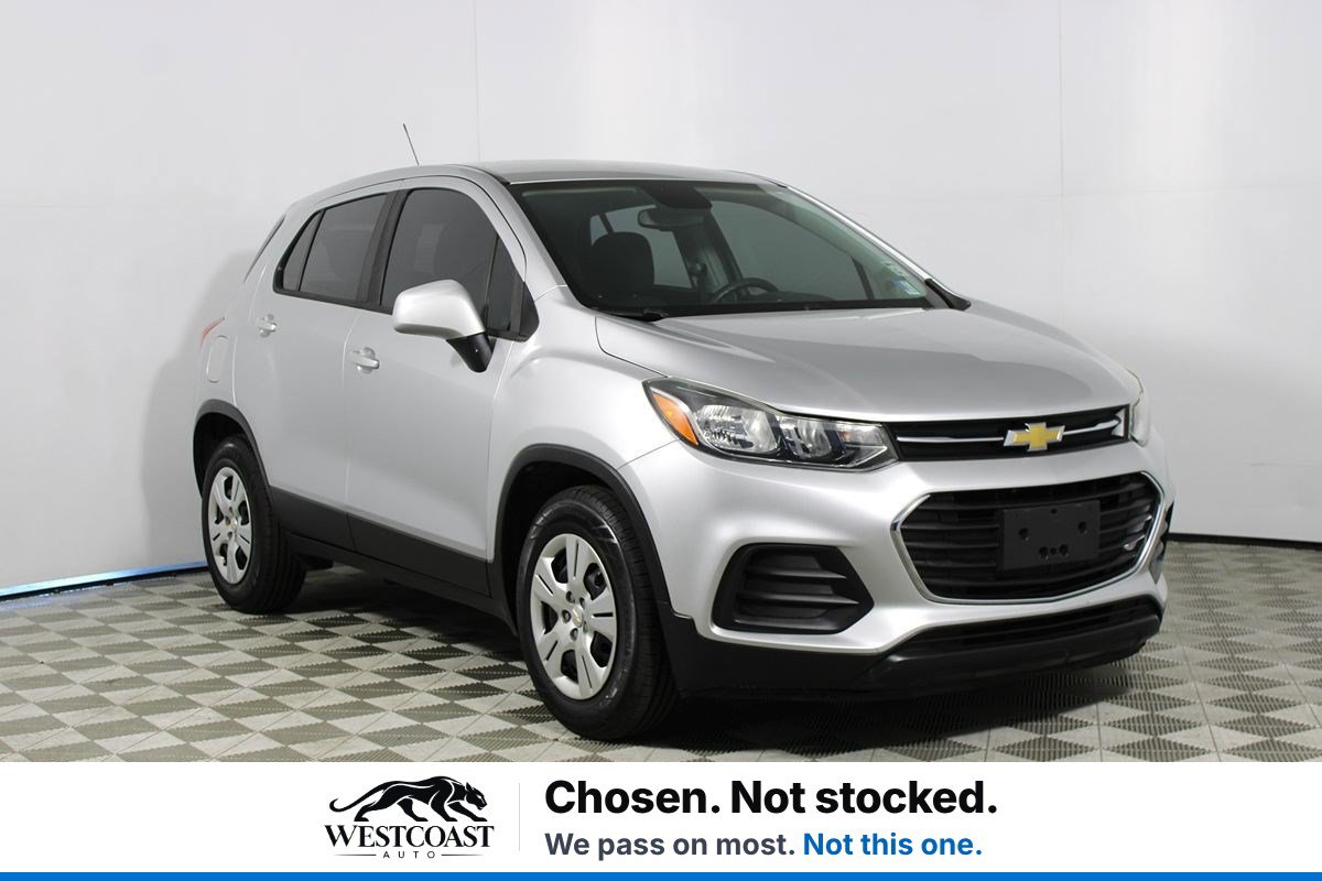 Used 2018 Chevrolet Trax LS FWD image 1