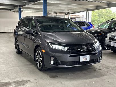 Used 2025 Honda Odyssey Elite