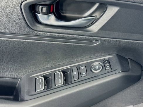 Used 2025 Honda Accord LX image 20