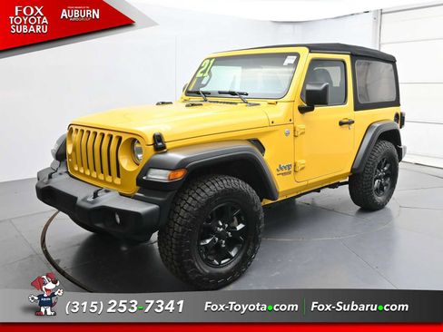 Used 2021 Jeep Wrangler Sport AWD/4WD image 2