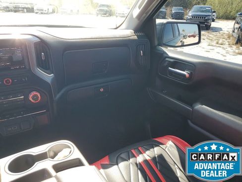 Used 2022 Chevrolet Silverado 1500 Custom image 12