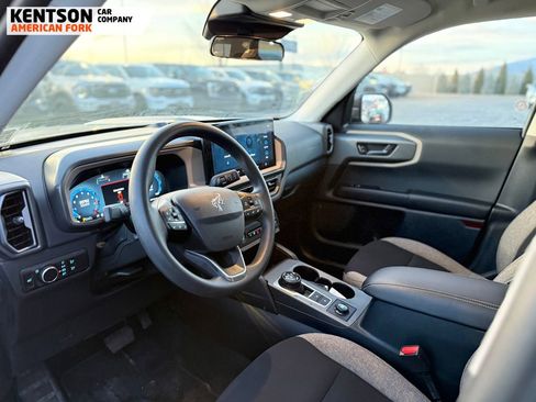 Used 2025 Ford Bronco Sport Big Bend image 3