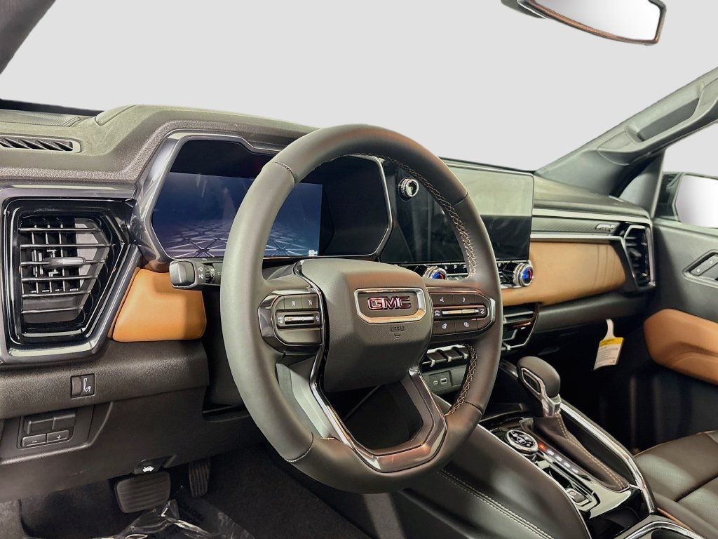 New 2026 GMC Canyon AT4 w/ Nightfall Edition AWD/4WD image 9