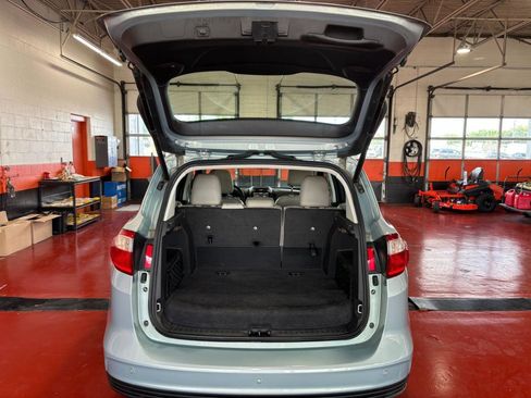 Used 2013 Ford C-MAX SEL image 32