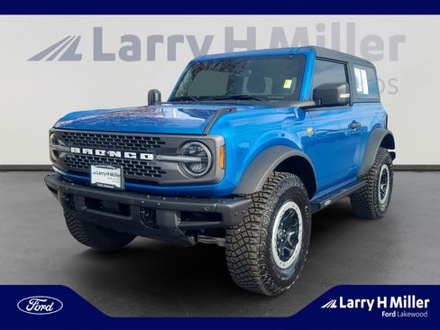 Used 2022 Ford Bronco Badlands image 1
