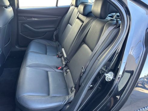 Used 2023 MAZDA MAZDA3 s image 29