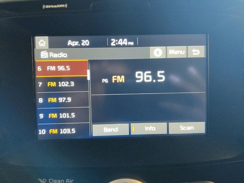 Used 2019 Kia Soul + FWD image 25