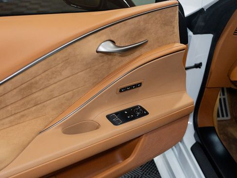Used 2020 Lexus LC 500 Coupe w/ Performance Package RWD image 19