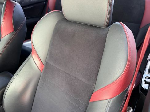 Used 2019 Subaru WRX STI AWD/4WD image 29