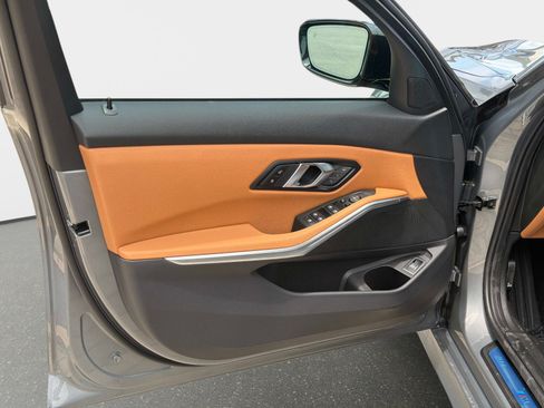 New 2026 BMW 330i Sedan w/ M Sport Package RWD image 16