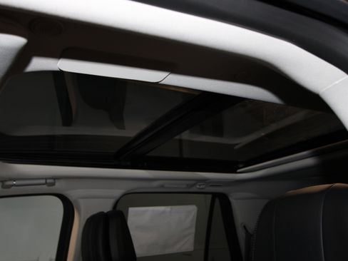 New 2026 Lincoln Navigator Reserve AWD/4WD image 18
