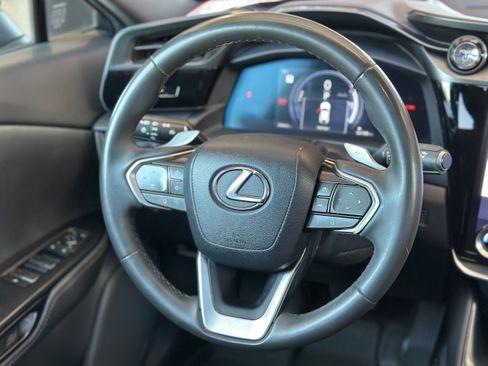 Used 2023 Lexus RZ 450e Premium image 18