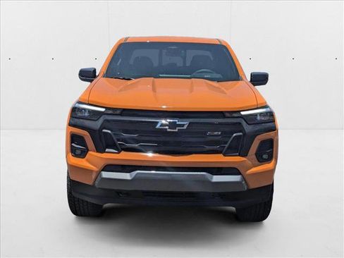 New 2025 Chevrolet Colorado Z71 w/ Midnight Edition image 6