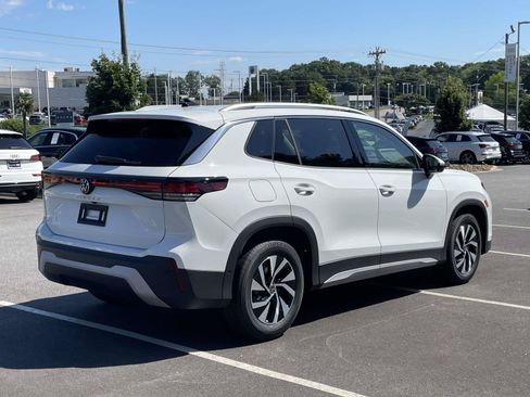 New 2026 Volkswagen Tiguan S FWD image 7