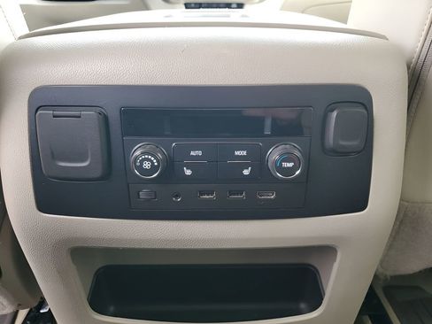 Used 2018 GMC Yukon Denali w/ Open Road Package image 22